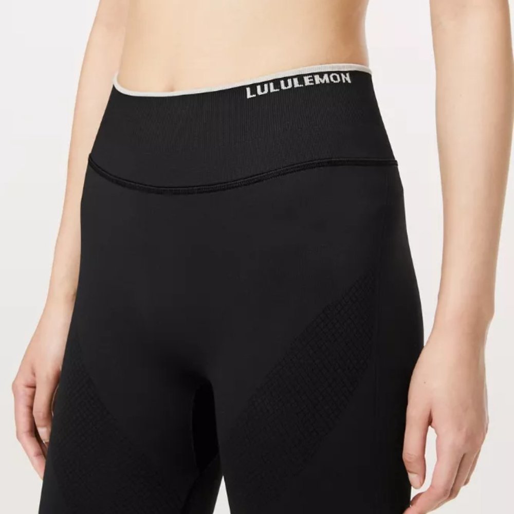 Lululemon Iconic Sweat Tight, Black/Ocean Mist, Graphic Logo, Size 6, EUC